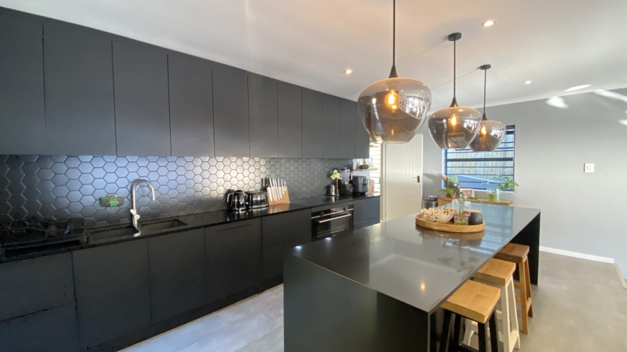 3 Bedroom Property for Sale in Simons Kloof Western Cape